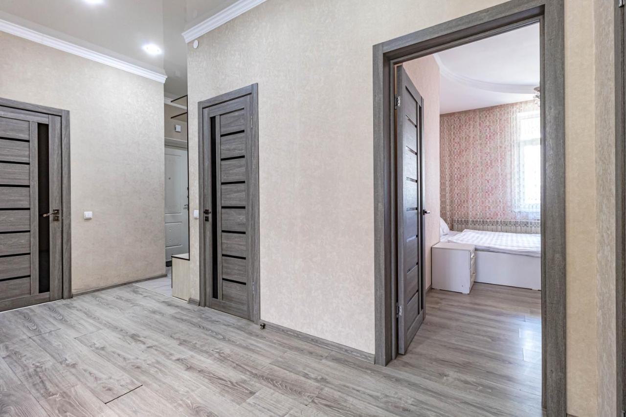 Apartments Lux 53/141 Астана Экстерьер фото