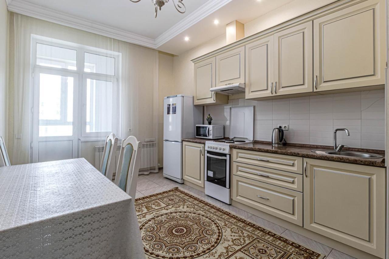 Apartments Lux 53/141 Астана Экстерьер фото